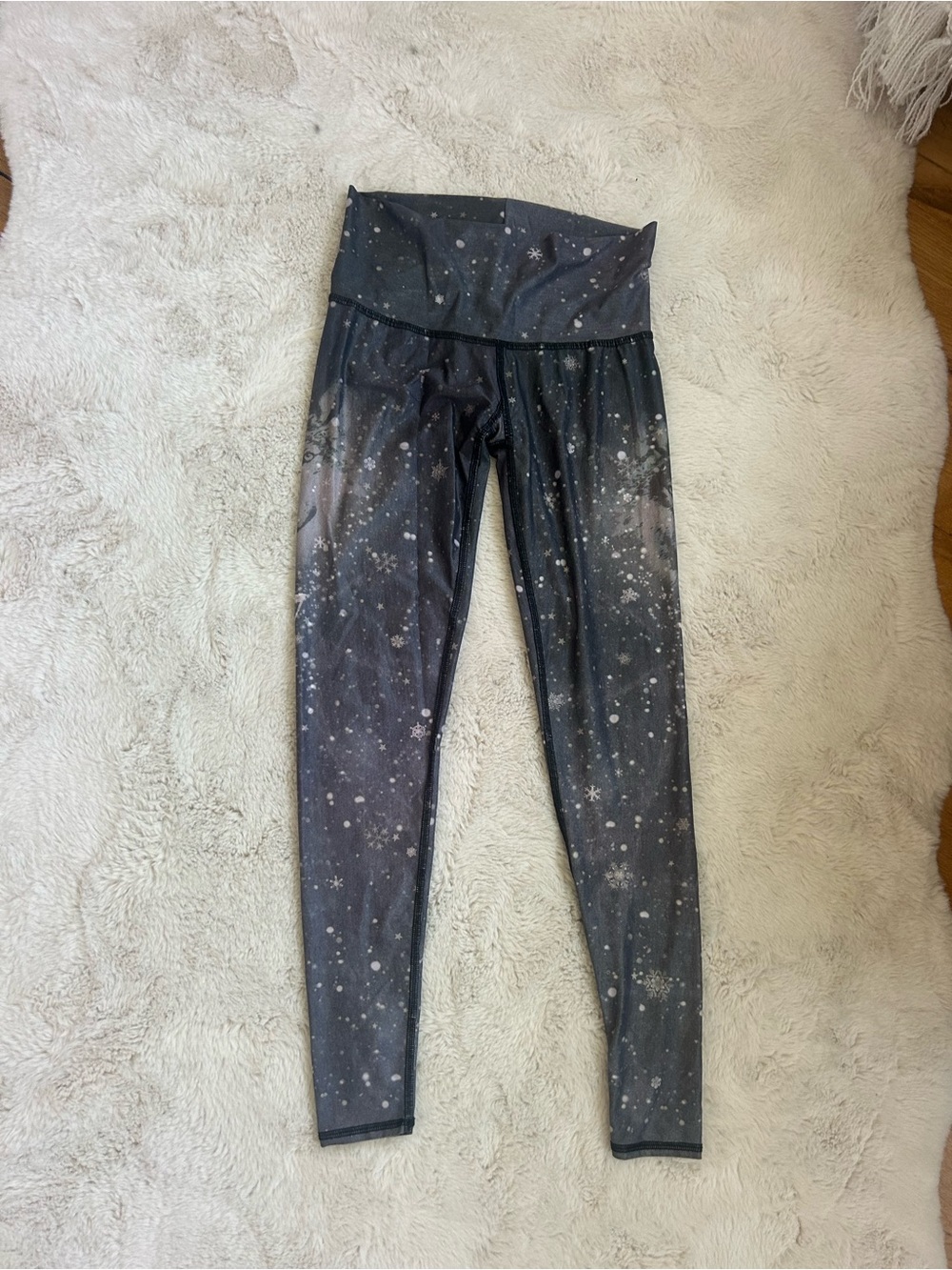 teeki gray wolf leggings